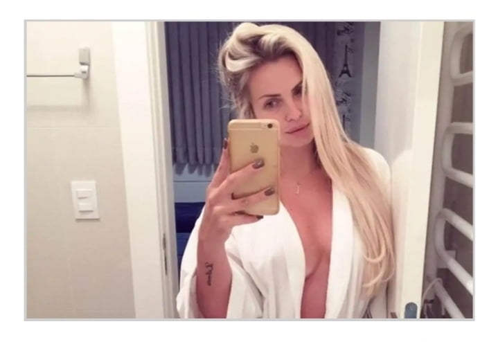 Лена (Салон) у метро Звездная, бляди Питера - фото 6